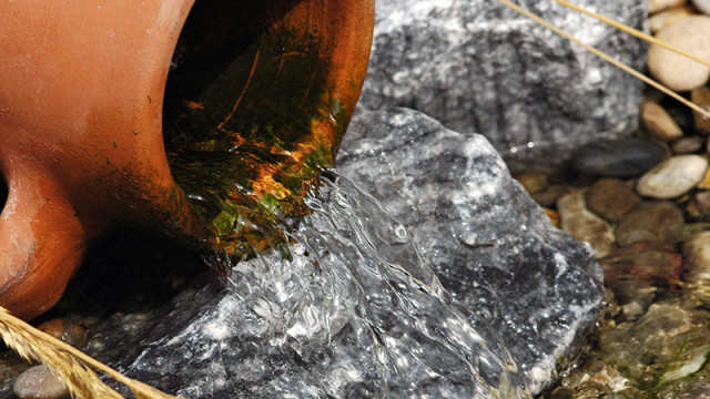Wasser im Garten